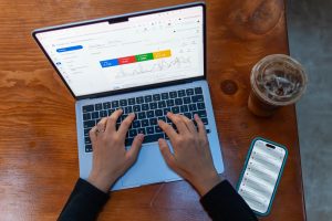 Tài khoản Google Ads cá nhân vs MCC: Nên chọn loại nào?